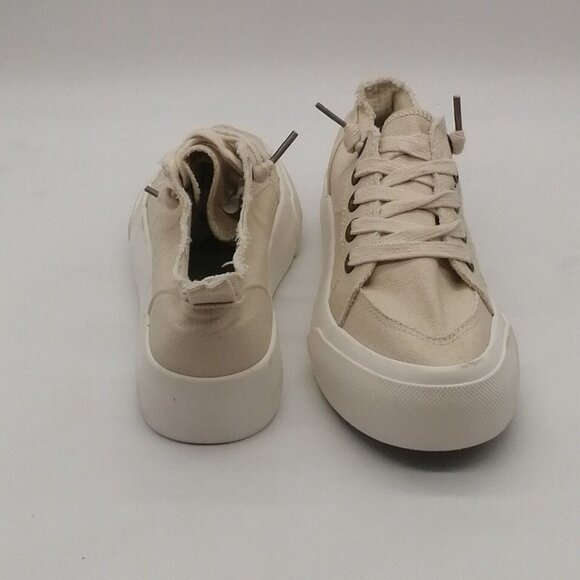 Maurices Womens Sneakers Sadie Beige Canvas Lace Up Walking Shoe Platform 8.5 - Picture 3 of 12